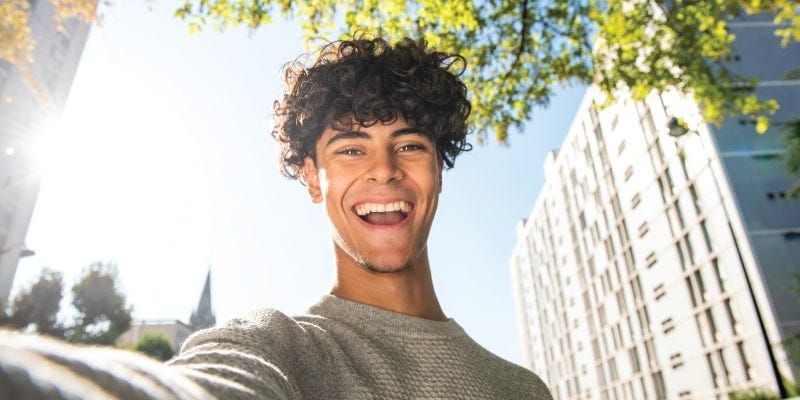 taking a selfie with perfect lighting